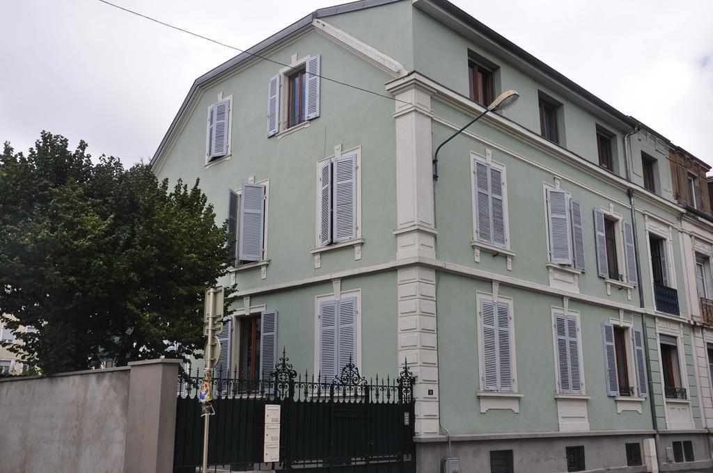 Le Grand Charpentier Apartment Mulhouse Ngoại thất bức ảnh